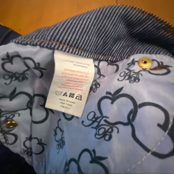 Apple Bottom Embellished Y2K Jean - Picture 15 of 16